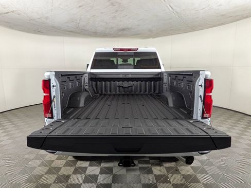 New 2026 Chevrolet Silverado 2500 High Country w/ High Country Premium Package AWD/4WD image 10