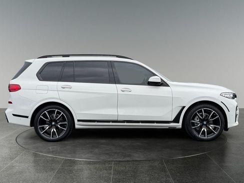 Used 2021 BMW X7 xDrive40i w/ M Sport Package AWD/4WD image 10