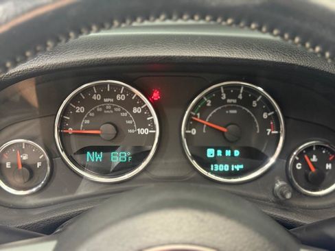 Used 2017 Jeep Wrangler Unlimited Sport AWD/4WD image 13