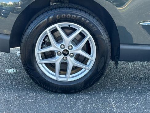 Used 2024 Ford Edge SEL AWD/4WD image 9