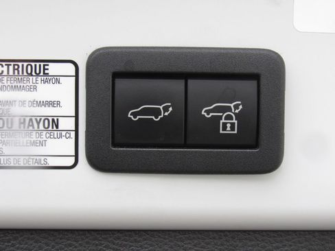 Used 2024 Toyota Corolla Cross AWD Hybrid w/ Convenience Package image 22