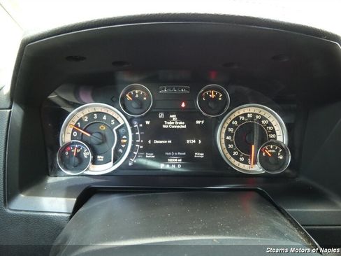 Used 2015 RAM 2500 Laramie w/ Protection Group AWD/4WD image 24