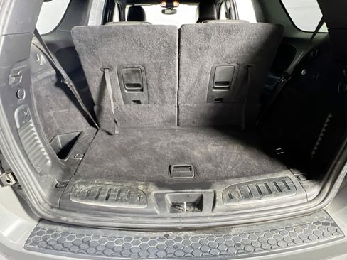 Used 2022 Dodge Durango R/T w/ Blacktop Package AWD/4WD image 26
