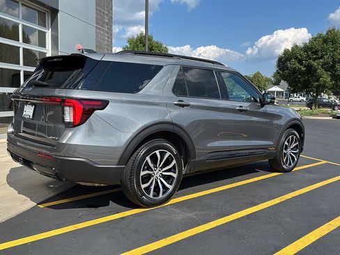 Used 2026 Ford Explorer ST-Line AWD/4WD image 6