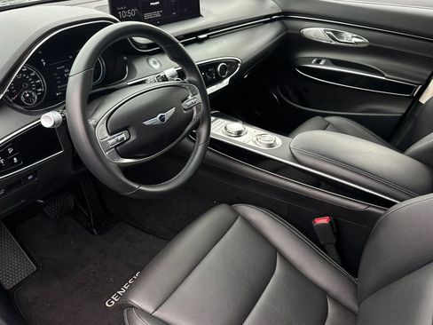 Used 2023 Genesis GV70 2.5T image 11