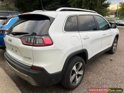 Used 2021 Jeep Cherokee Limited w/ Elite Package AWD/4WD image 3