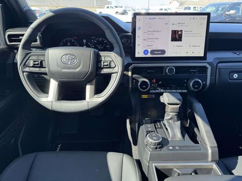 Used 2025 Toyota Tacoma Limited image 17