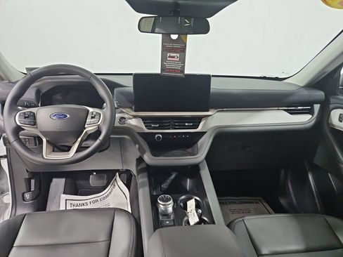 Used 2026 Ford Explorer Active w/ Active Comfort Package AWD/4WD image 13