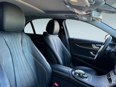 Used 2018 Mercedes-Benz E 300 E 300 image 32