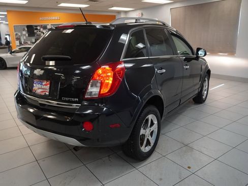 Used 2014 Chevrolet Captiva Sport LT FWD image 13
