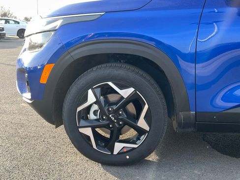 New 2026 Kia Seltos S image 30