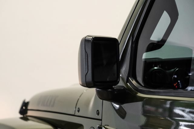 Used 2023 Jeep Gladiator Sport AWD/4WD image 35