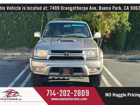 Used 2002 Toyota 4Runner SR5 AWD/4WD image 3