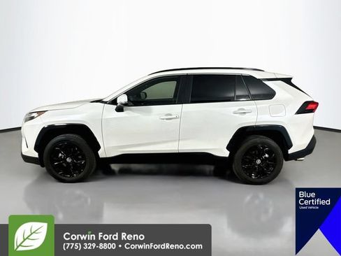 Used 2024 Toyota RAV4 SE w/ Convenience Package AWD/4WD image 5