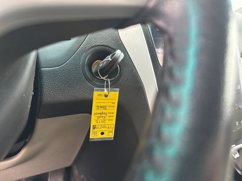 Used 2013 Ford Explorer XLT image 15