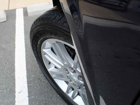 Used 2015 Chevrolet Traverse LT w/ Style and Technology Package AWD/4WD image 35