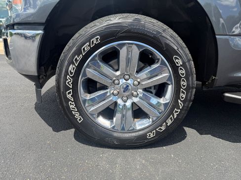 Used 2020 Ford F150 XLT w/ Equipment Group 302A Luxury AWD/4WD image 10