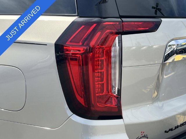 Used 2023 GMC Yukon XL SLT RWD image 10