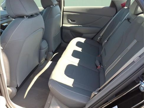 New 2026 Hyundai Elantra SEL Sport FWD image 11