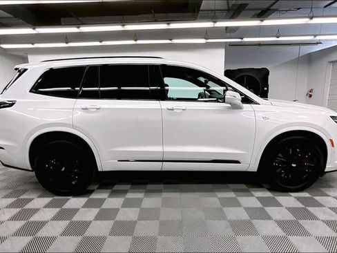 Used 2024 Cadillac XT6 Sport w/ LPO, ONYX Package AWD/4WD image 15