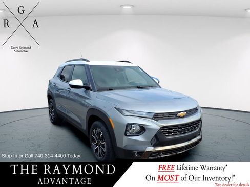 Used 2023 Chevrolet TrailBlazer ACTIV w/ Convenience Package AWD/4WD image 1