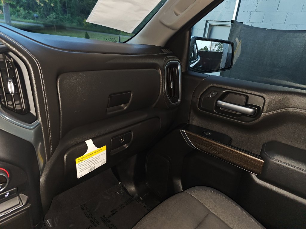 Used 2019 Chevrolet Silverado 1500 LT w/ All-Star Edition AWD/4WD image 24