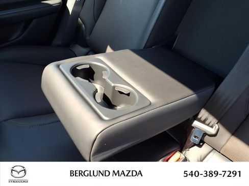 New 2026 MAZDA MAZDA3 Hatchback w/Premium Plus Pkg AWD/4WD image 9