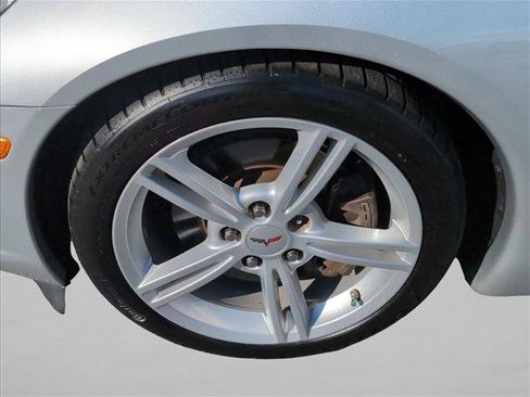 Used 2009 Chevrolet Corvette Coupe RWD image 24