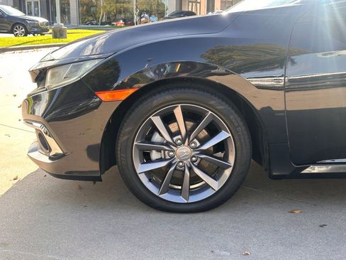 Used 2020 Honda Civic EX image 8