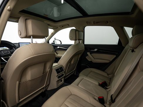 Used 2019 Audi Q5 2.0T Premium Plus w/ Premium Plus Package image 22