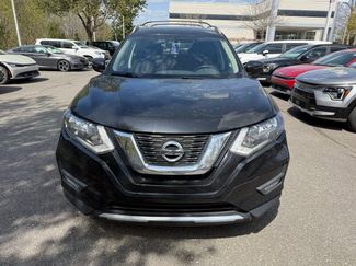 Used 2017 Nissan Rogue SV video 1