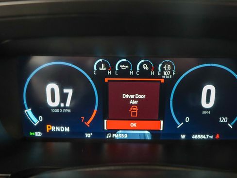 Used 2022 Ford F150 Lariat w/ Equipment Group 502A High AWD/4WD image 17