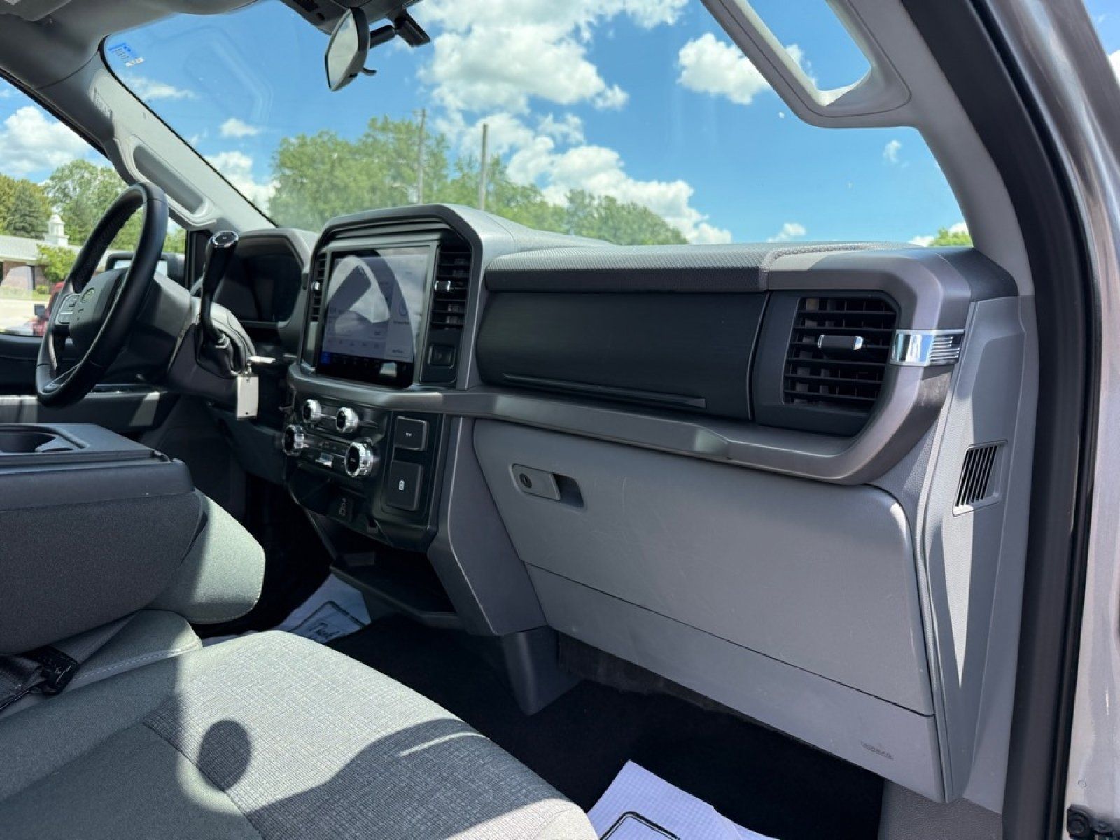 Used 2025 Ford F150 XLT w/ Equipment Group 301A Standard AWD/4WD image 24