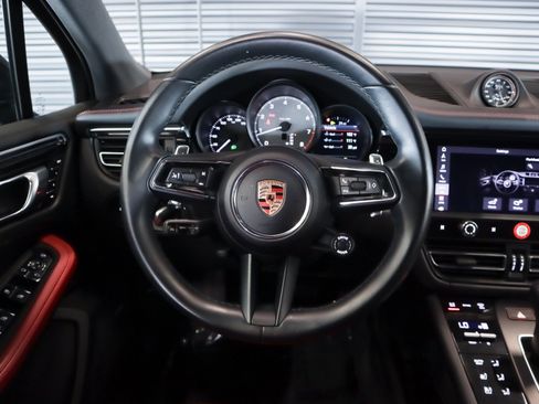 Certified 2024 Porsche Macan S AWD/4WD image 15