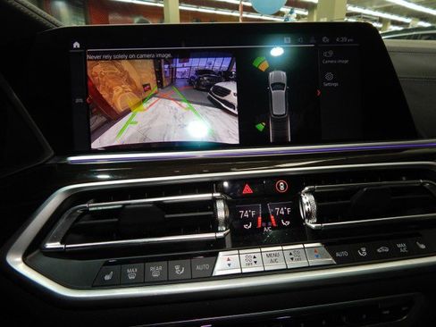 Used 2021 BMW X5 xDrive40i w/ M Sport Package image 27