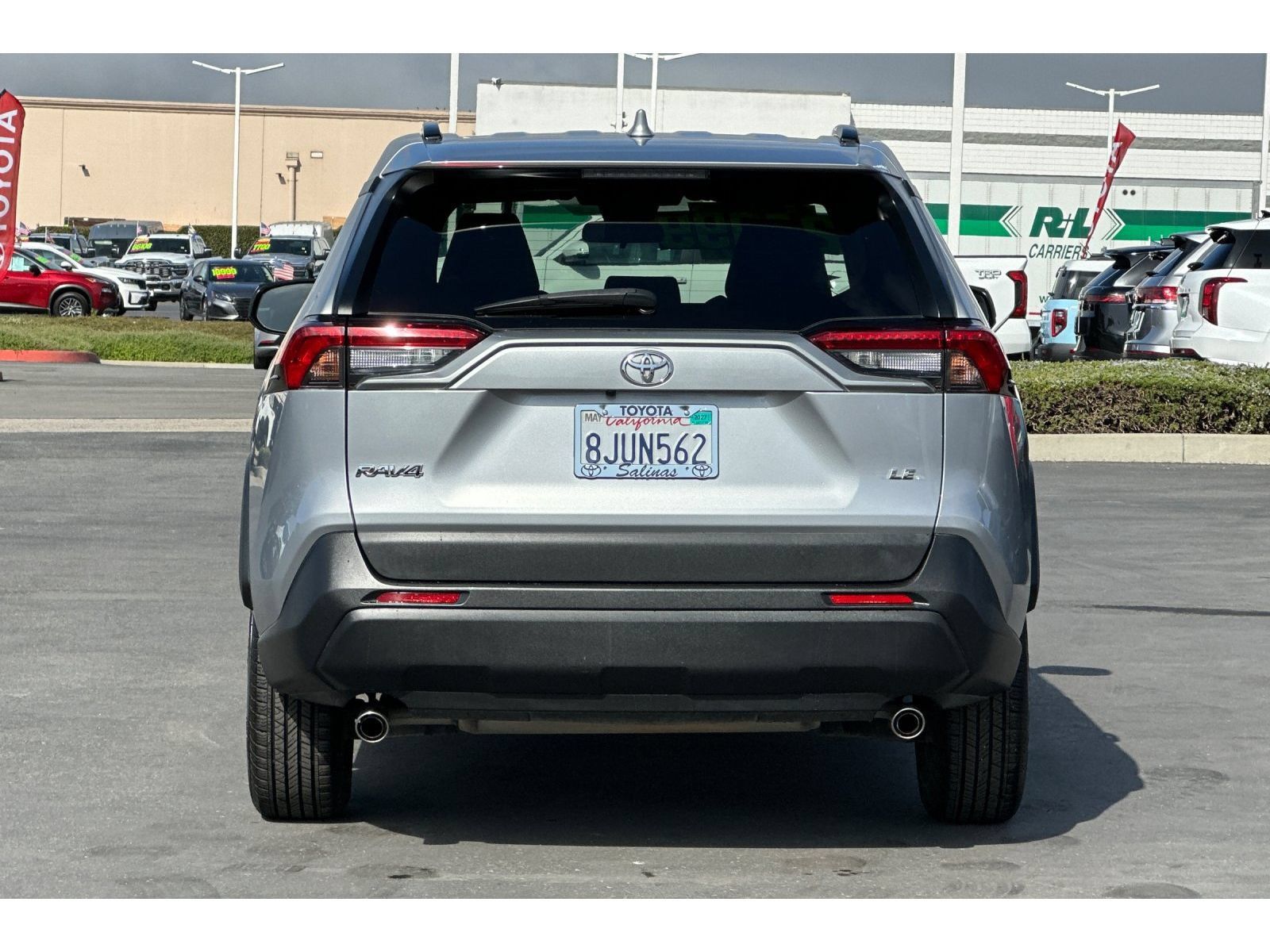 Used 2019 Toyota RAV4 LE w/ Carpet Mat Package FWD image 5