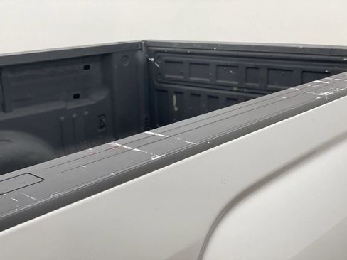 Used 2017 GMC Canyon SLE w/ All Terrain Package image 35