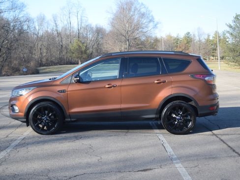 Used 2017 Ford Escape Titanium image 22