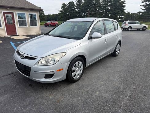 Used 2010 Hyundai Elantra GLS FWD image 13
