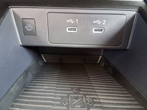 New 2026 Nissan Kicks SR image 17