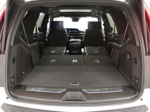 Used 2021 Cadillac Escalade Premium Luxury w/ Driver Assist Tech Package image 11