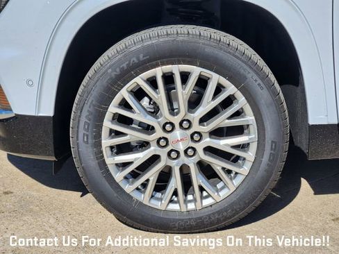 New 2026 GMC Acadia Denali w/ Super Cruise Package image 7