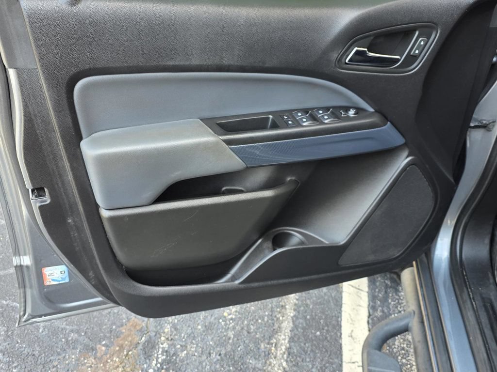 Used 2019 Chevrolet Colorado Z71 AWD/4WD image 29