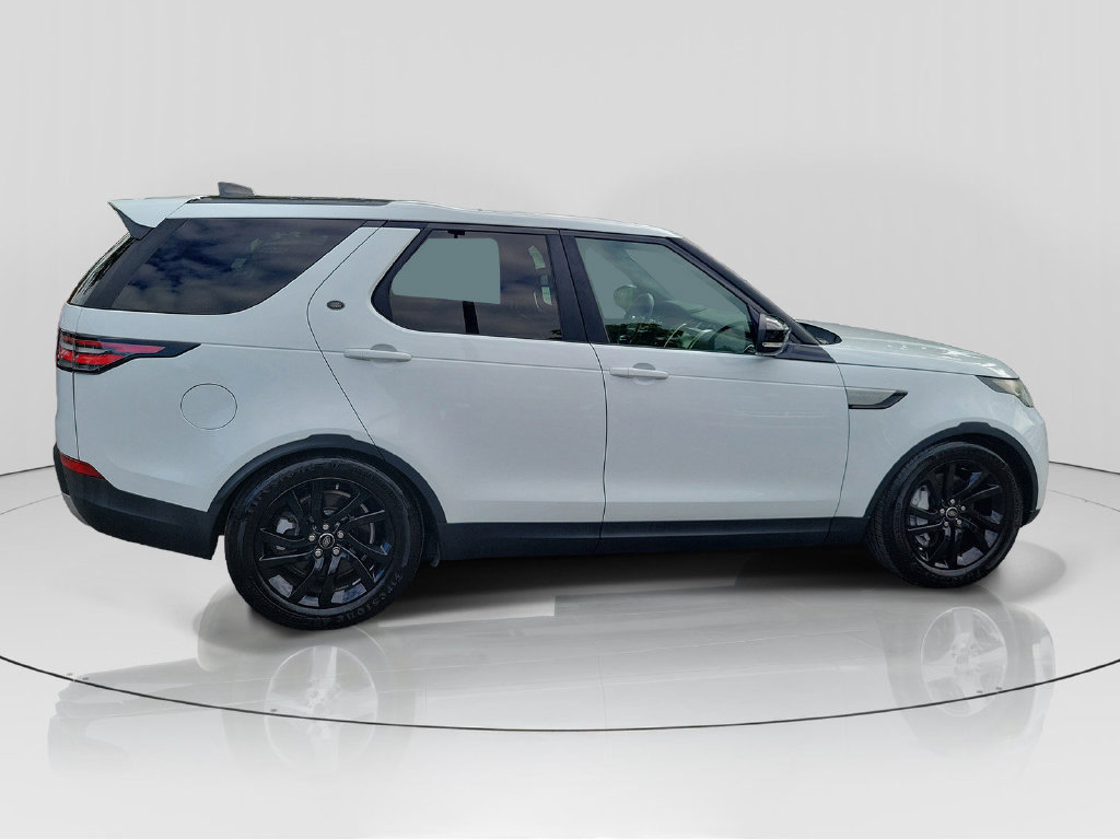 Used 2018 Land Rover Discovery HSE AWD/4WD image 8