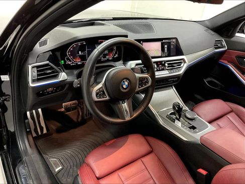 Used 2022 BMW 330i Sedan w/ M Sport Package RWD image 10