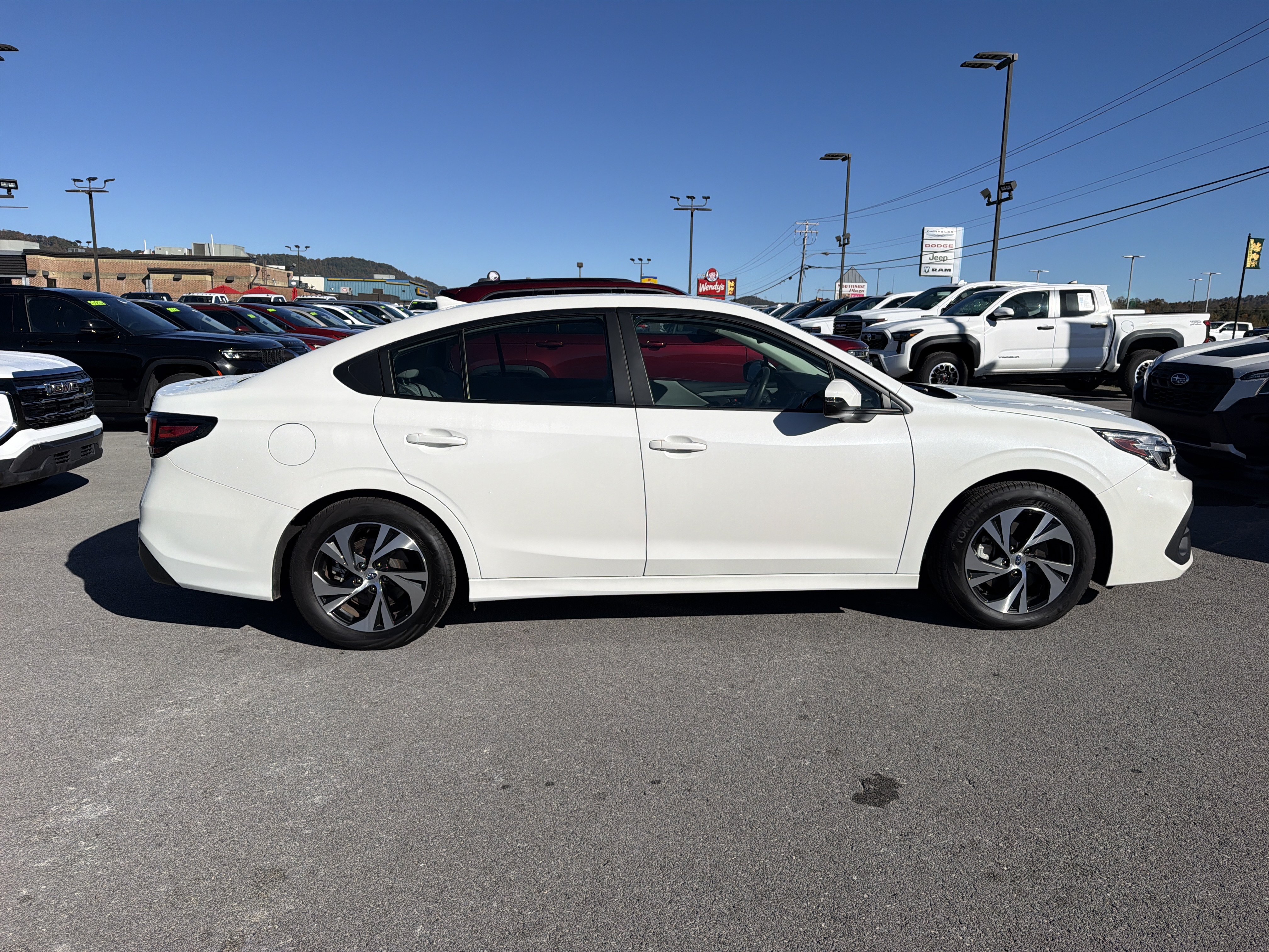 Used 2025 Subaru Legacy Premium AWD/4WD image 5