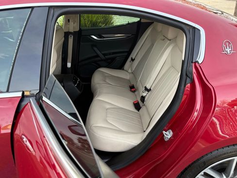 Used 2017 Maserati Ghibli Sedan 4D image 12