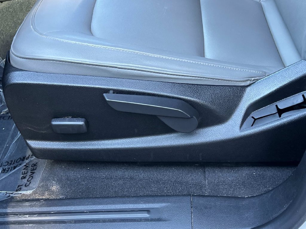 Used 2019 Chevrolet Colorado W/T w/ Custom Special Edition AWD/4WD image 16