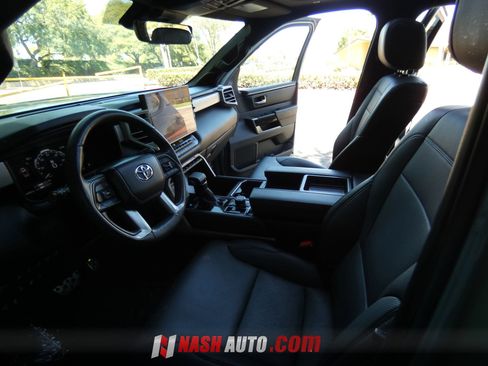 Used 2025 Toyota Tundra Limited w/ TRD Off-Road Package AWD/4WD image 57