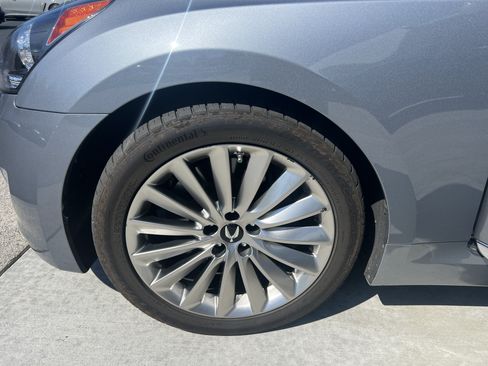 Used 2014 Hyundai Equus Signature RWD image 13